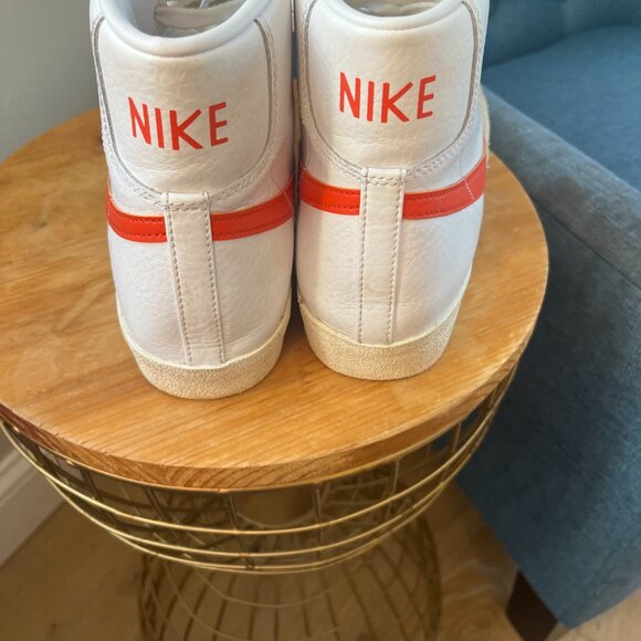 Nike Blazer Mid '77 Vintage White Mantra Orange 2020 Size 11 - Picture 4 of 9